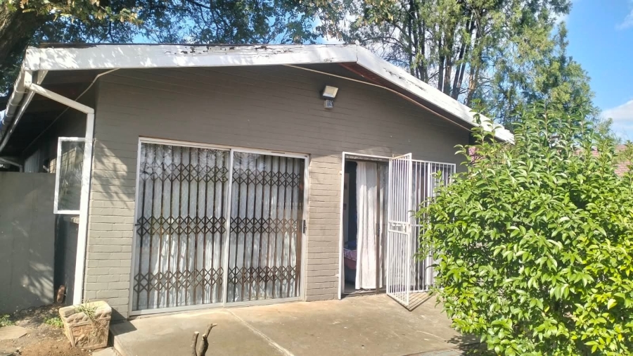 16 Bedroom Property for Sale in Universitas Free State